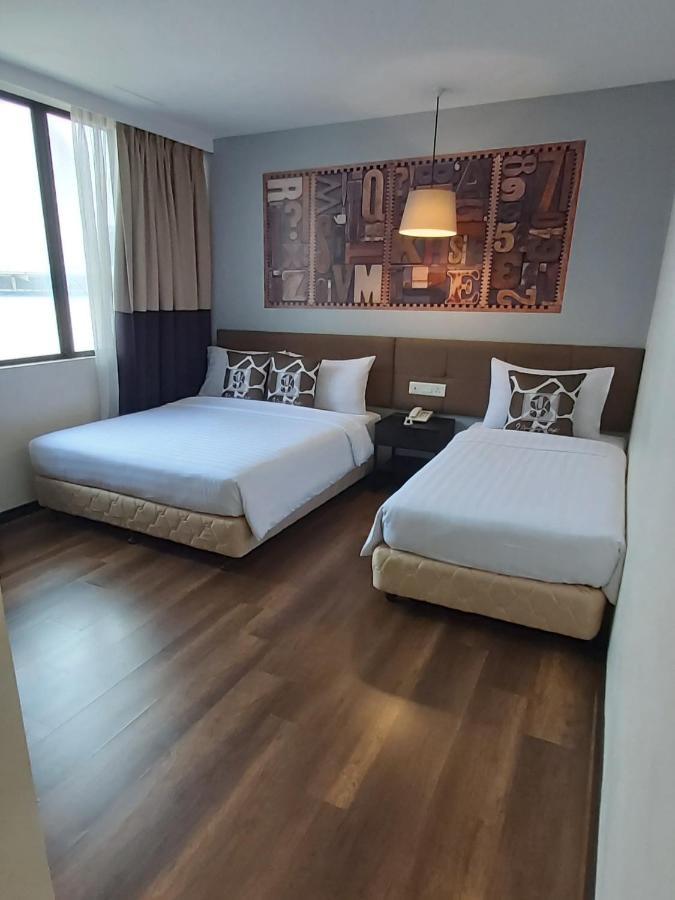 Hotel 9 Square - Subang 3*