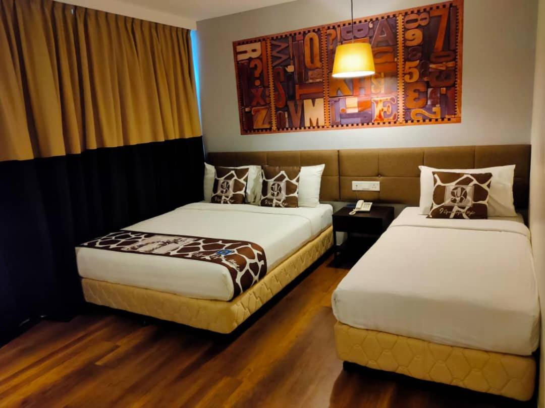 9 Square Hotel - Subang Hotel 3*